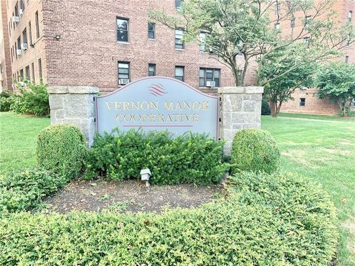 Image 1 of 11 for 485 E Lincoln Avenue #311 in Westchester, Mount Vernon, NY, 10552