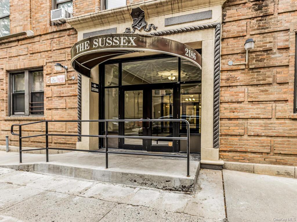2186 Cruger Avenue #1C in Bronx, Bronx, NY 10462