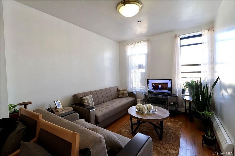 518 135th Street W #5C