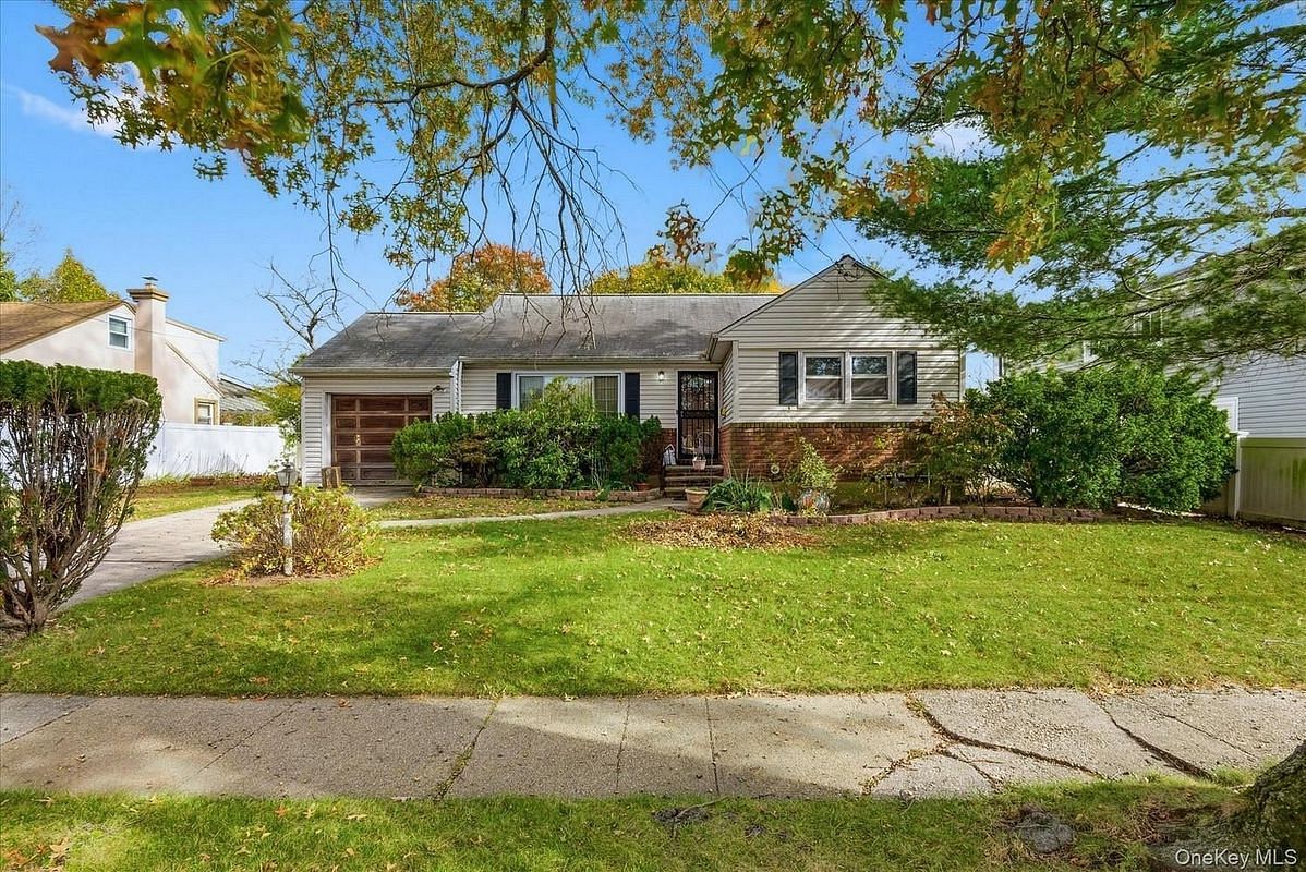Image 1 of 23 for 519 Chester Street in Long Island, Hempstead, NY, 11553