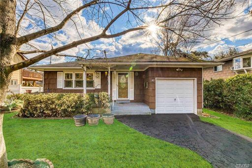 Image 1 of 31 for 62 10th St in Long Island, Ronkonkoma, NY, 11779
