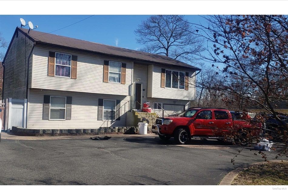 Image 1 of 2 for 657 Wilson Boulevard in Long Island, Central Islip, NY, 11722
