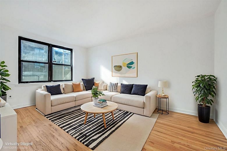 52-18 39th Avenue #3C