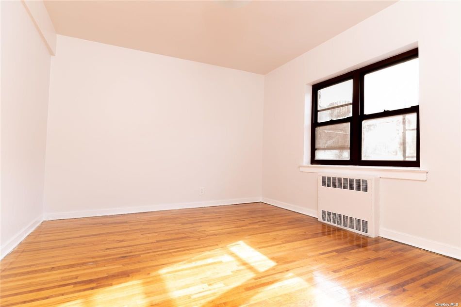 Image 1 of 10 for 52-30 39 Avenue #3-D in Queens, Woodside, NY, 11377