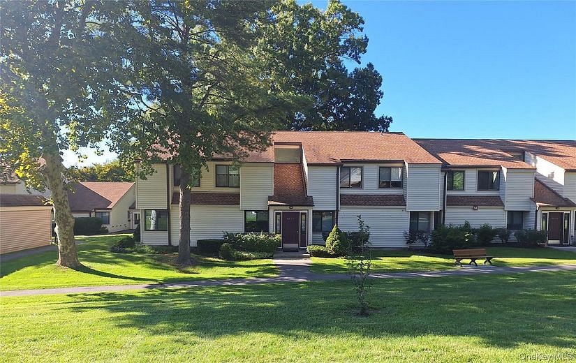 52 Jefferson Oval #A