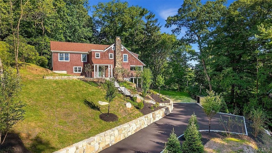 52 Mount Airy Road