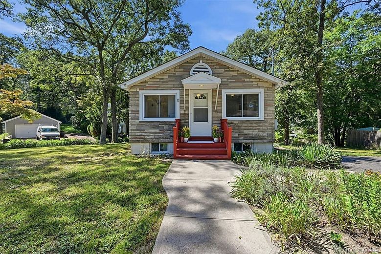 52 Valley Drive