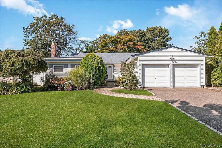 52 Voorhis Drive