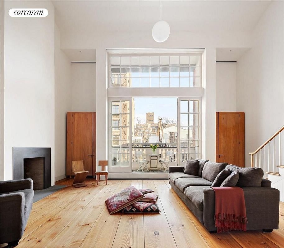 Image 1 of 19 for 52 West 9th Street #PENTHOUSE in Manhattan, NEW YORK, NY, 10011