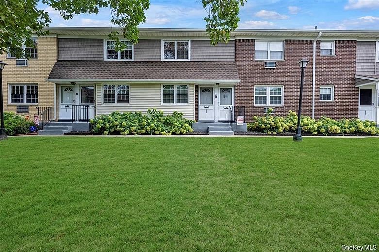 5205 Wilshire Lane #5205
