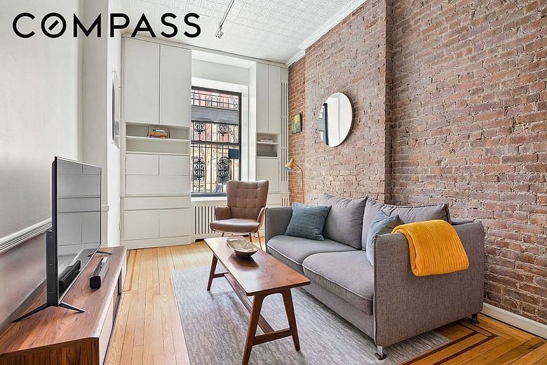 521 East 83rd Street #1W