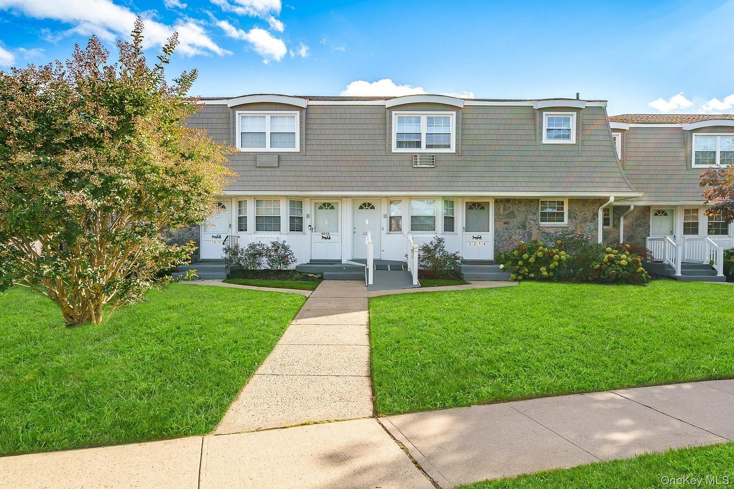 5215 Wilshire Lane #5215