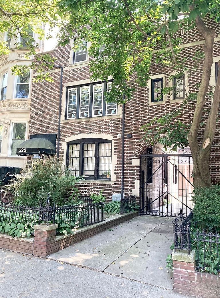 522 3rd Street #TOWNHOME