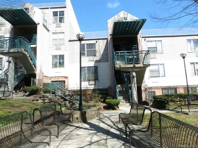 522 E 159th Street #2B