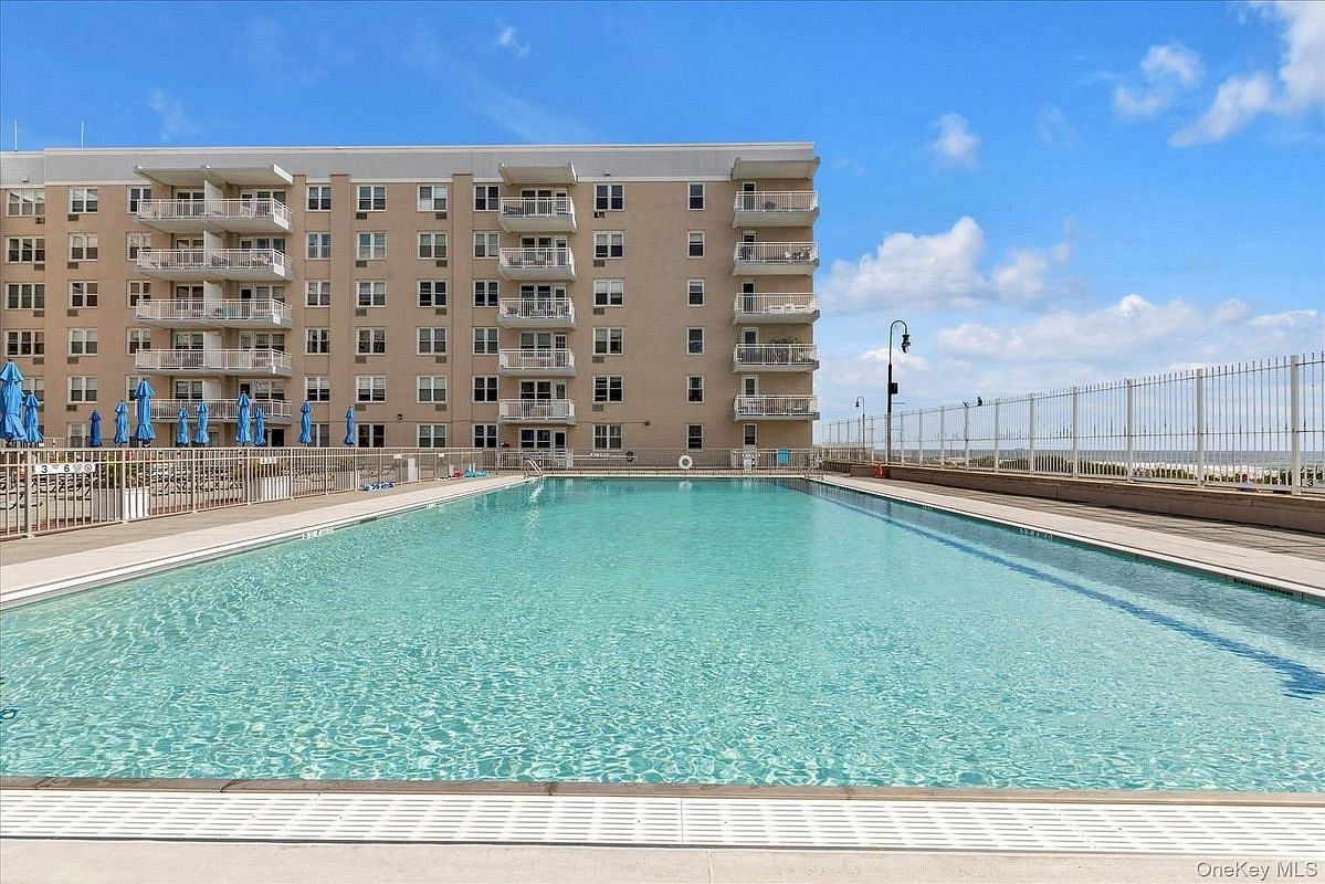 Image 1 of 27 for 522 Shore Road #3FF in Long Island, Long Beach, NY, 11561