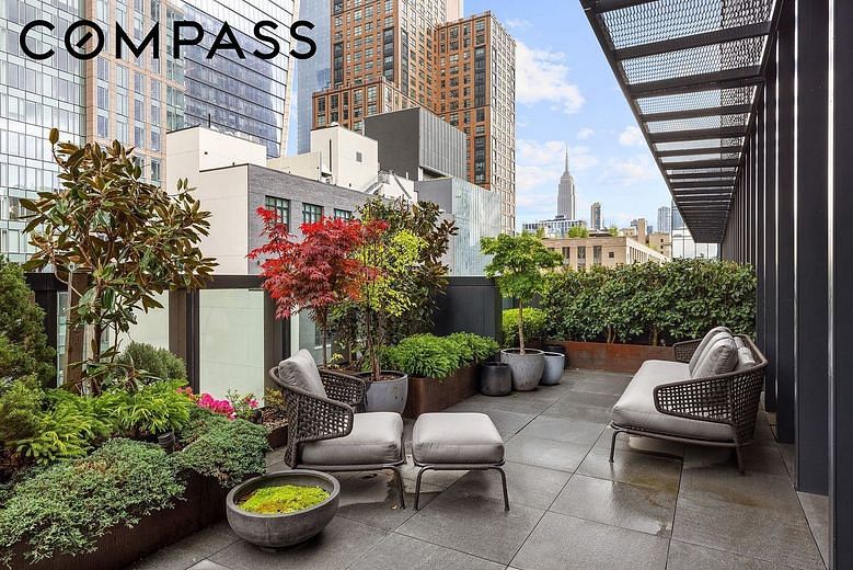 522 West 29th Street #9C