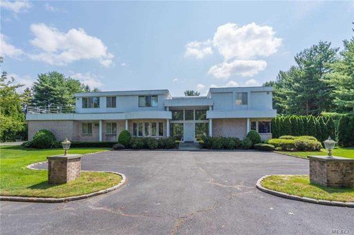 Image 1 of 36 for 7 Pinetree Lane in Long Island, Old Westbury, NY, 11568