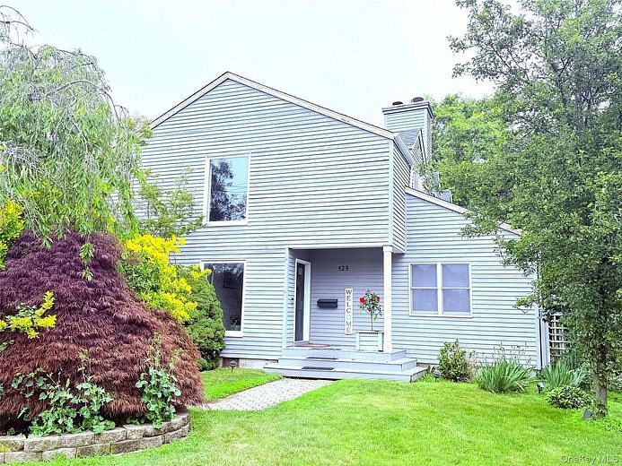 523 Hellwig Lane