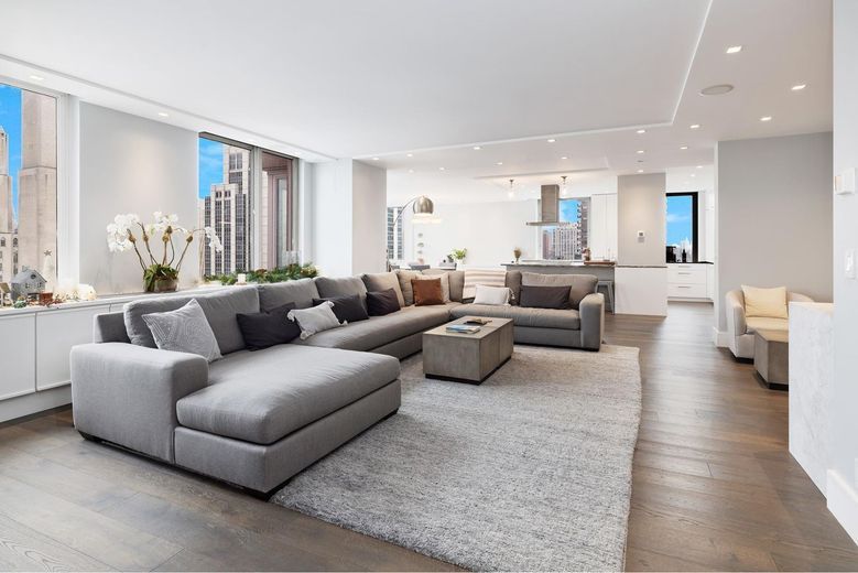 524 East 72nd Street #30CDE