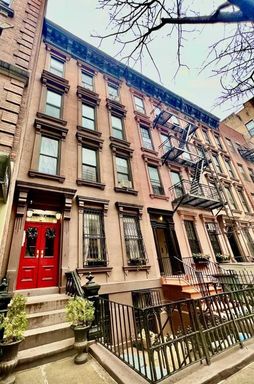 Image 1 of 13 for 524 East 82nd Street in Manhattan, New York, NY, 10028