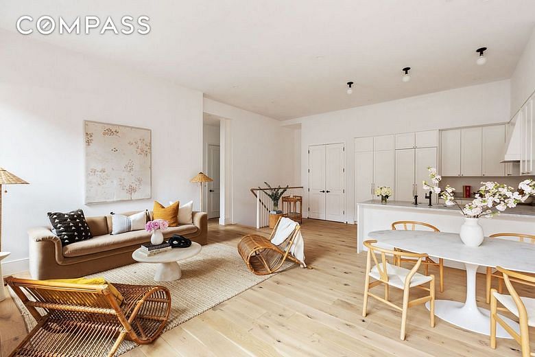 524 Halsey Street #105