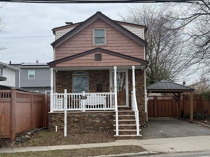 524 Jerusalem Avenue