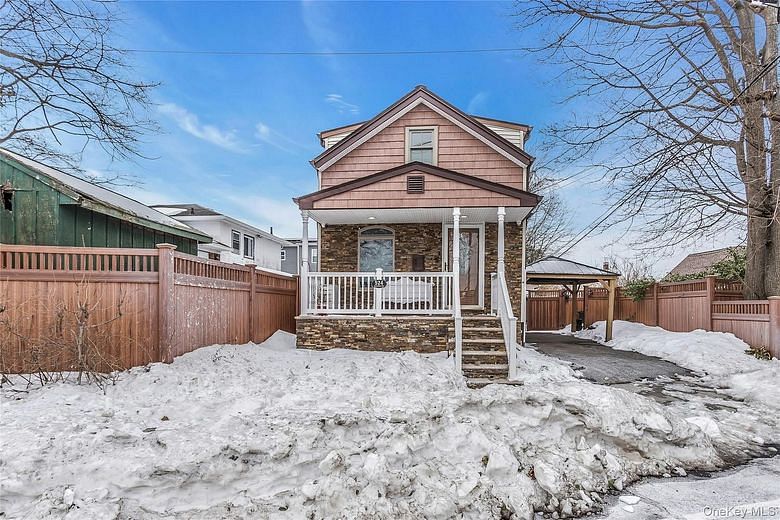 524 Jerusalem Avenue