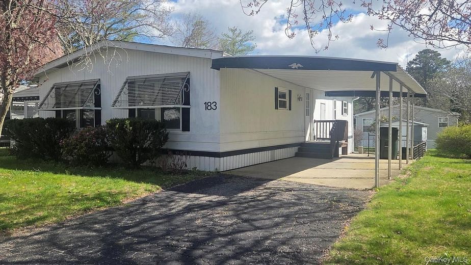 525-183 Riverleigh Avenue #183