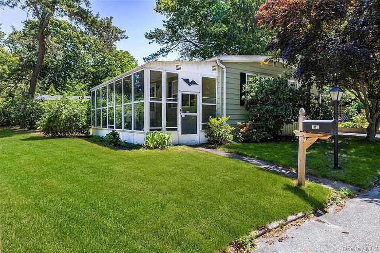 525 Riverleigh Avenue #106