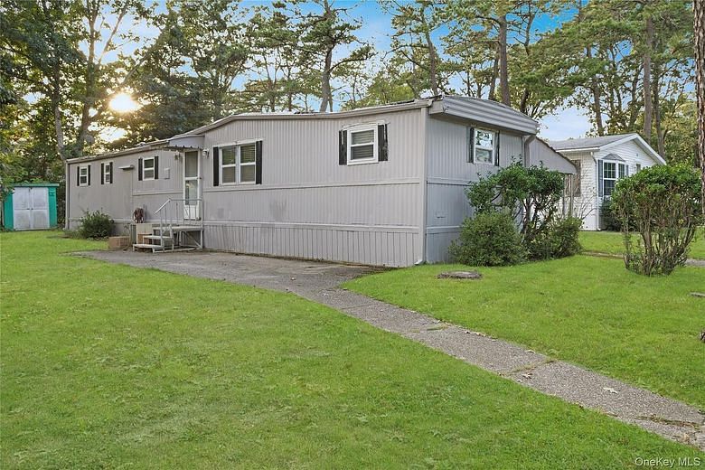 525 Riverleigh Avenue #35