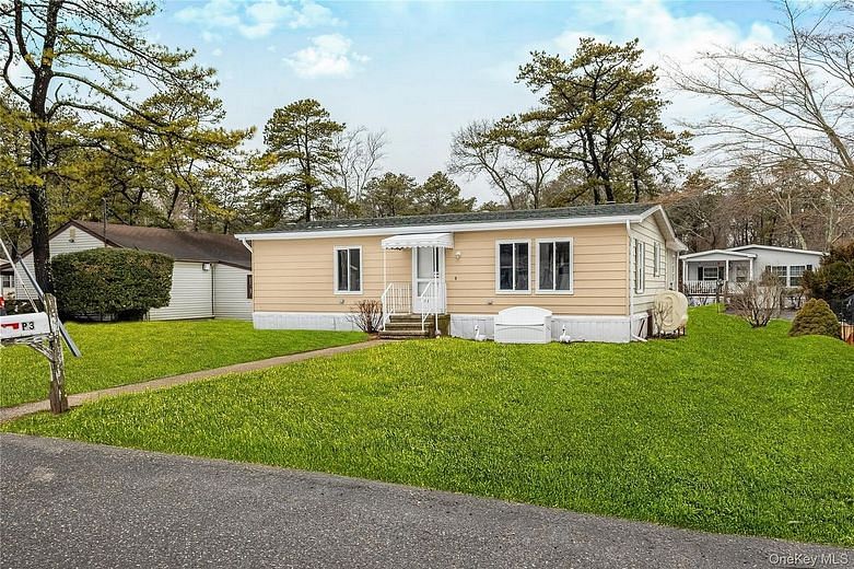 525 Riverleigh Avenue #P3