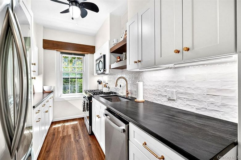 525 W 238th Street #1G