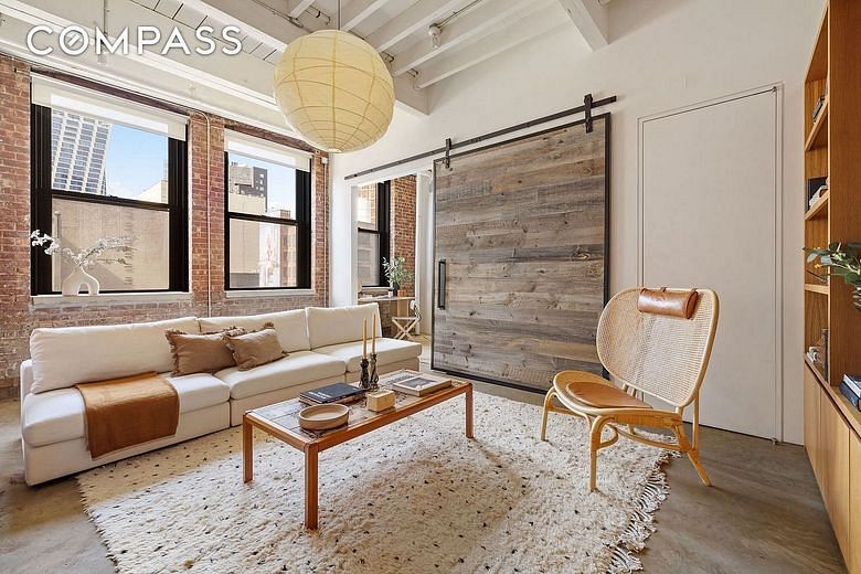 525 West 22nd Street #4B