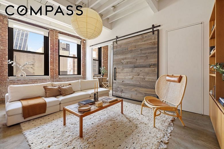 525 West 22nd Street #4B