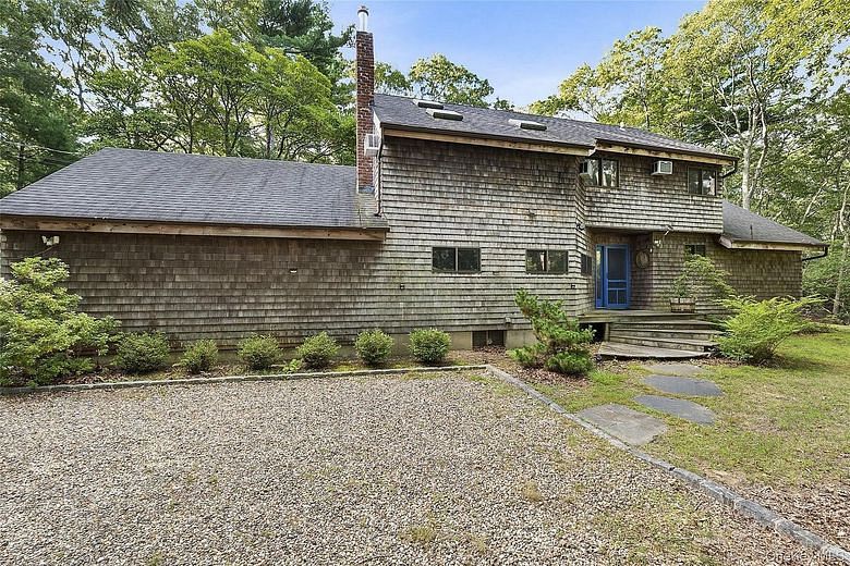 526 Hands Creek Road