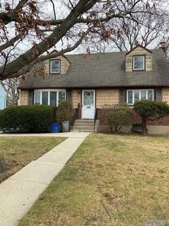 Image 1 of 19 for 370 Catskill Ave in Long Island, Copiague, NY, 11726