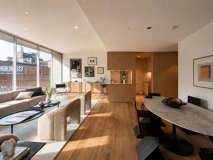 527 West 27th Street #5C