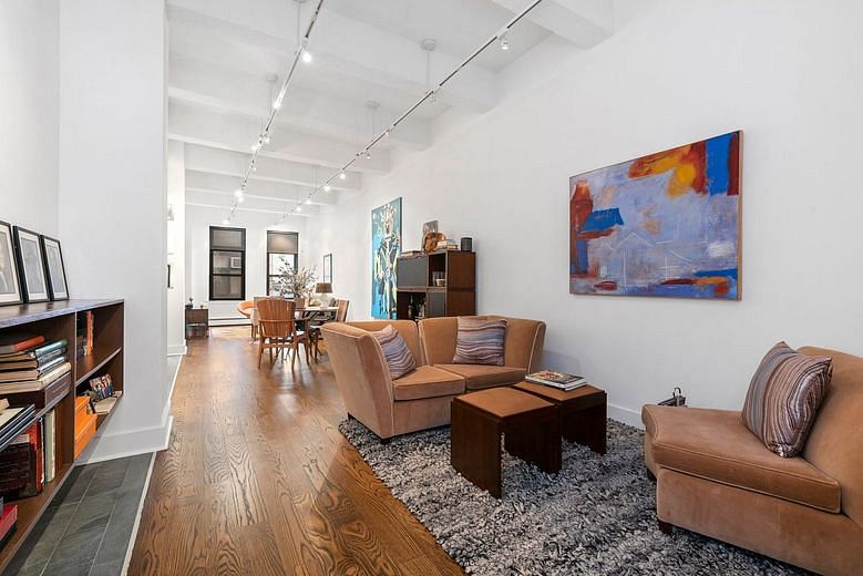 529 West 42nd Street #5B