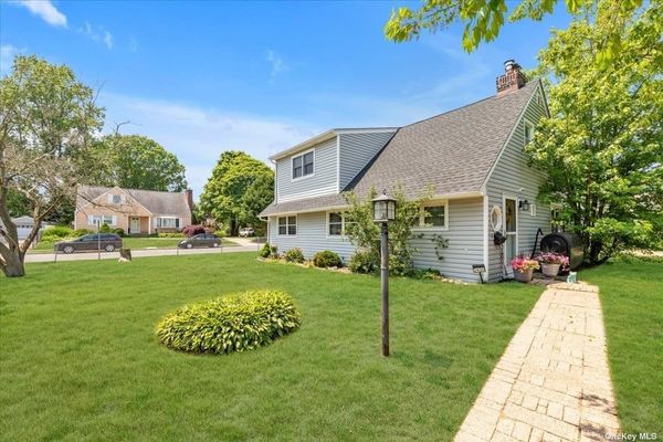 Image 1 of 20 for 2430 Cooper Drive in Long Island, East Meadow, NY, 11554
