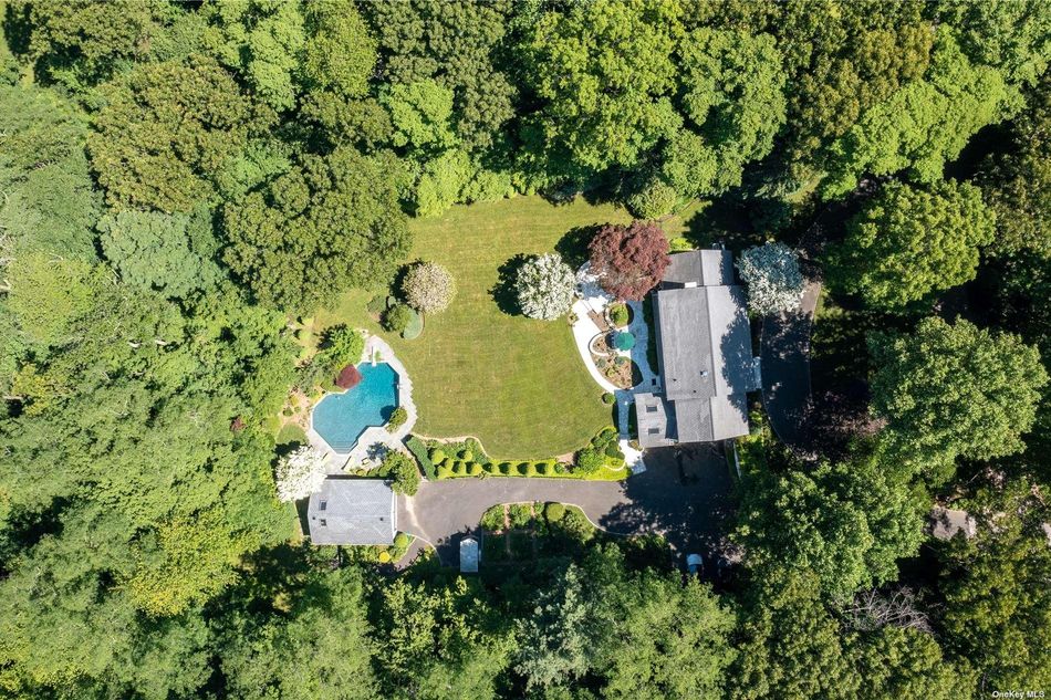 Image 1 of 34 for 44 Horse Hollow Court in Long Island, Locust Valley, NY, 11560