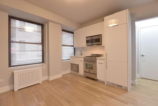 Image 1 of 7 for 308 West 30th Street #1A in Manhattan, NEW YORK, NY, 10001