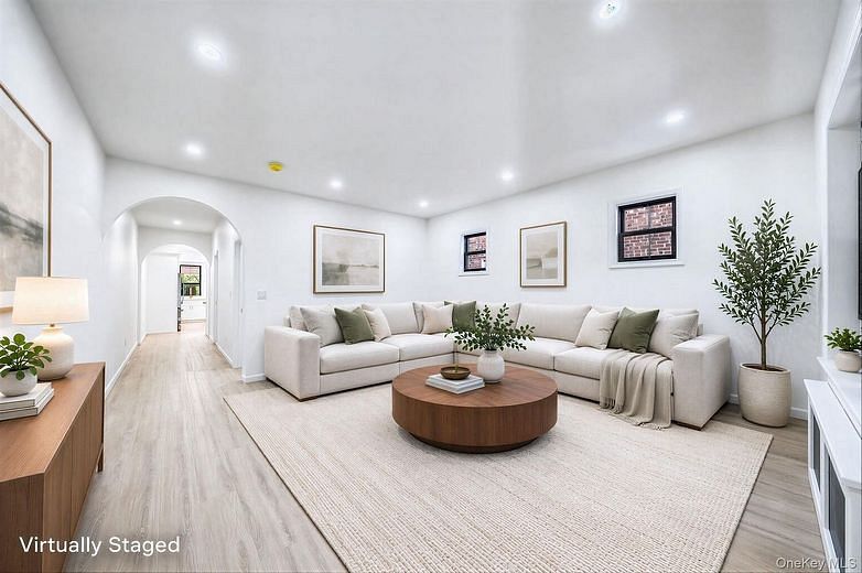 53 E 59th Street