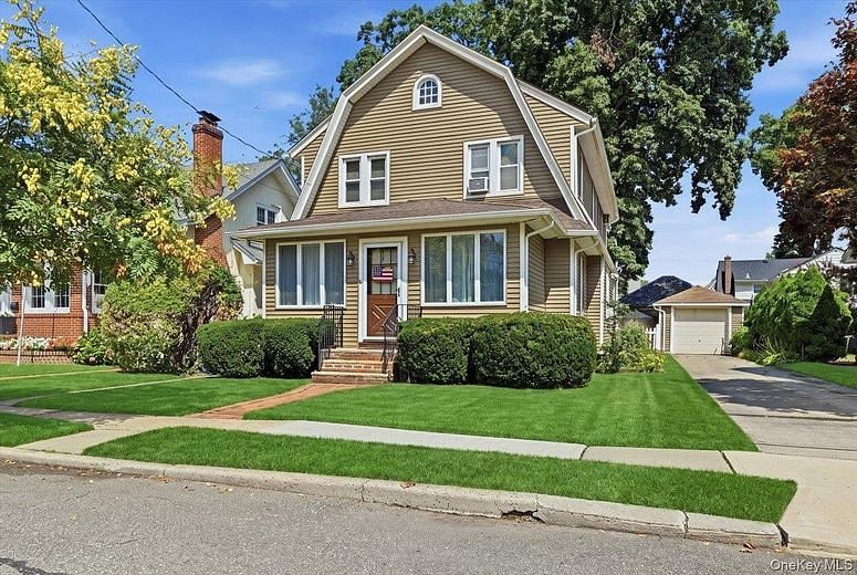 53 Larch Avenue
