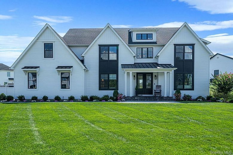 53 Southview Circle