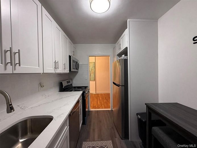 530 Dubois Avenue #7C