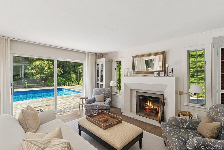 530 Hands Creek Road