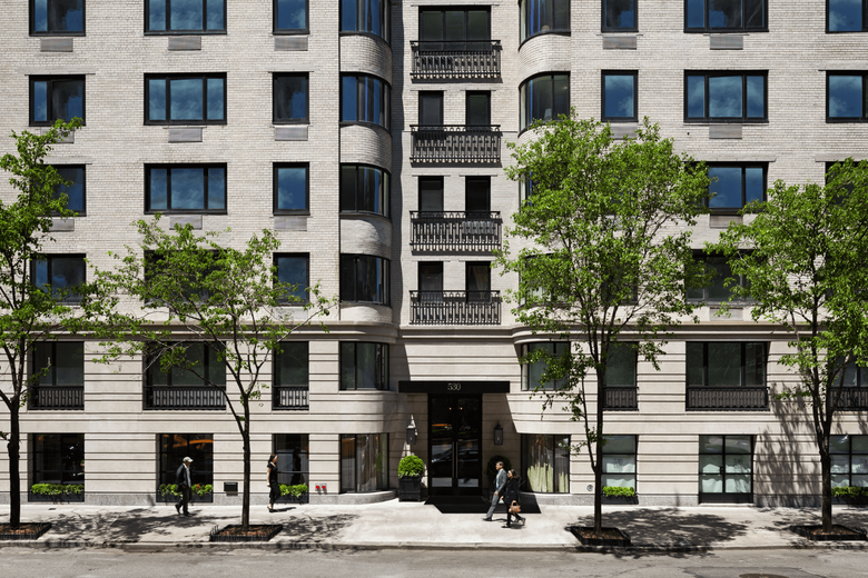 530 Park Avenue #17D