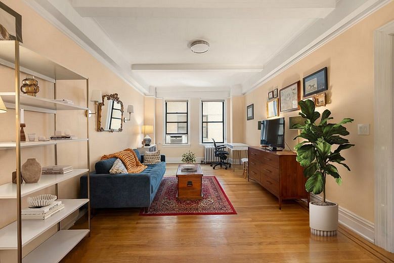 535 West 110th Street #6A