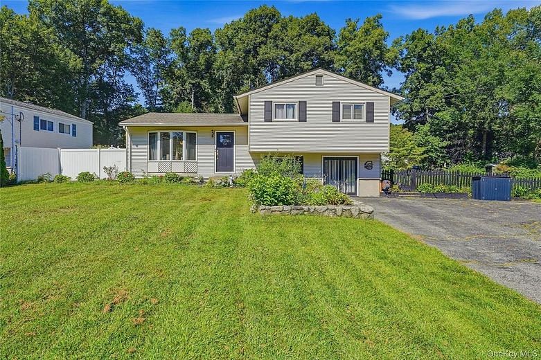 535 Westbrook Drive