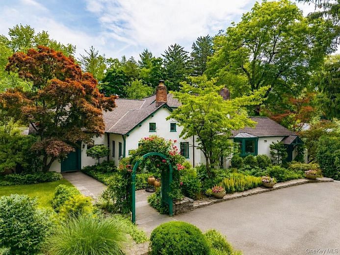 535 Woodlands Road